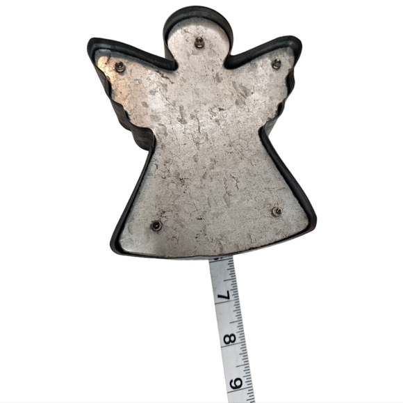 Battery Operated Galvanized Steel Lighted Angel 6" High - Picture 7 of 11